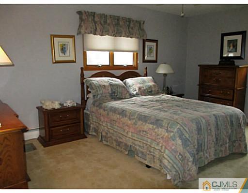 3 Clovis Road East Brunswick, NJ 08816 - Photo 8 of 19 Gallery Image 8