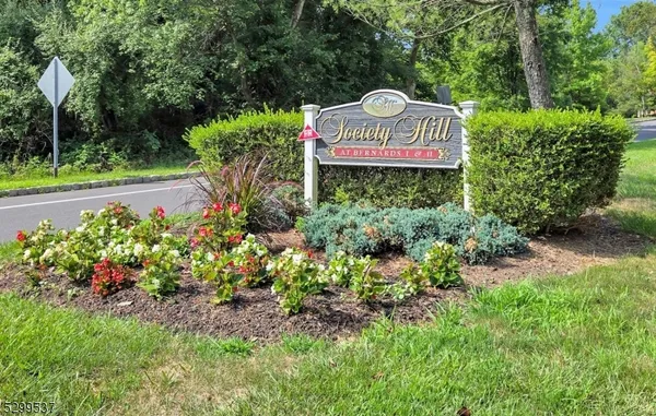 $389,000 | 341 Penns Way, Bernards, NJ 07920