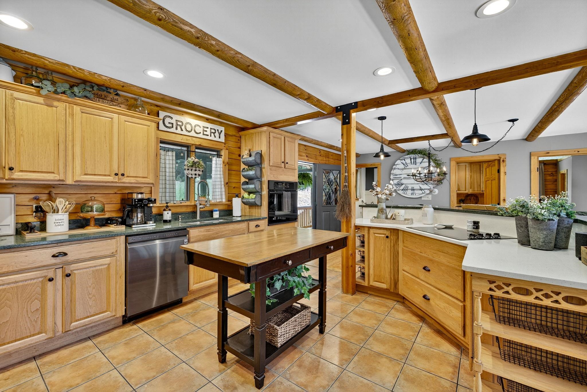571 Hurricane Road Keene, NH 03431 - Photo 13 of 60