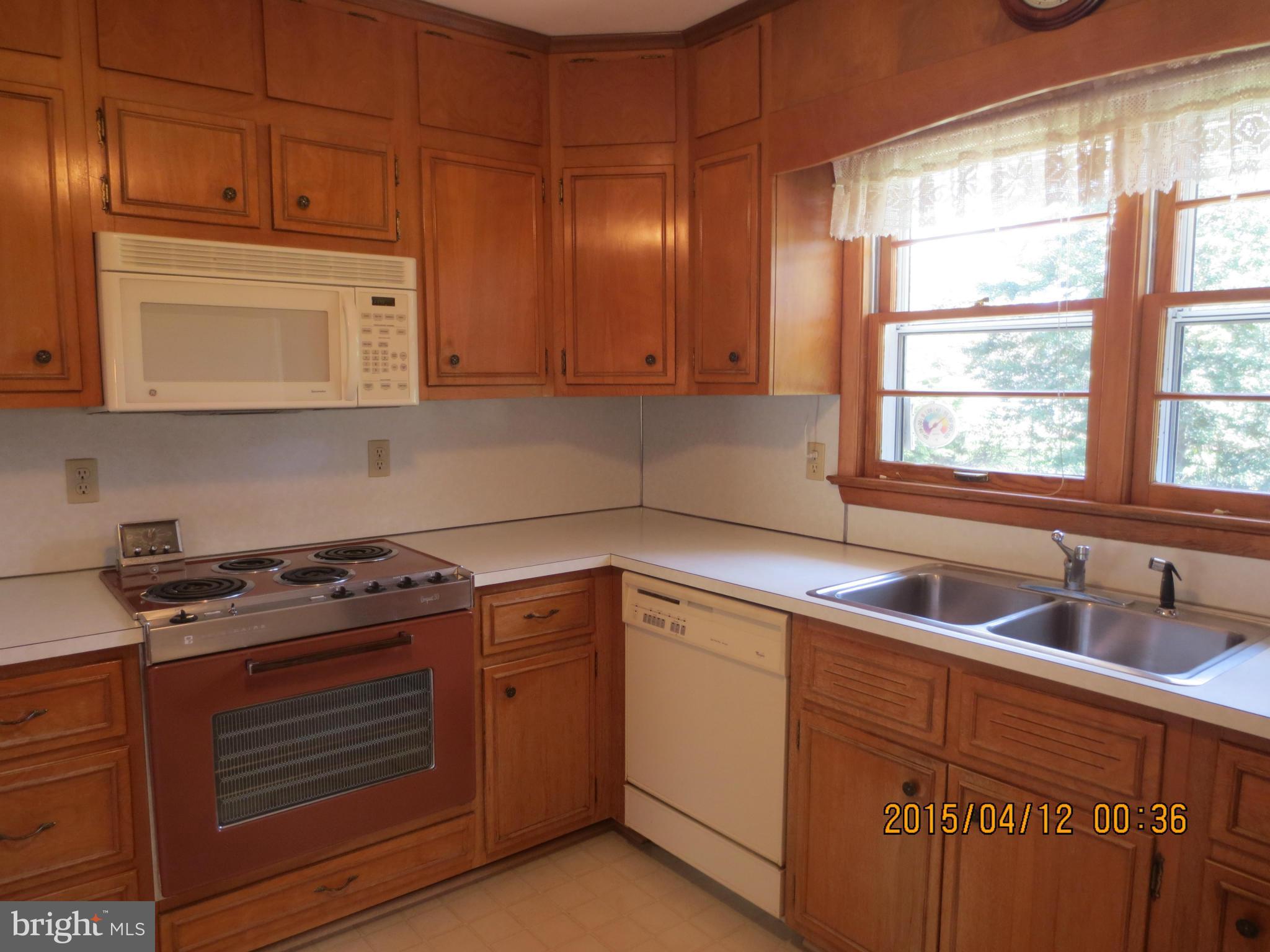 7937 Edgewood Farm Road Frederick, MD 21702 - Photo 5 of 24 Kitchen