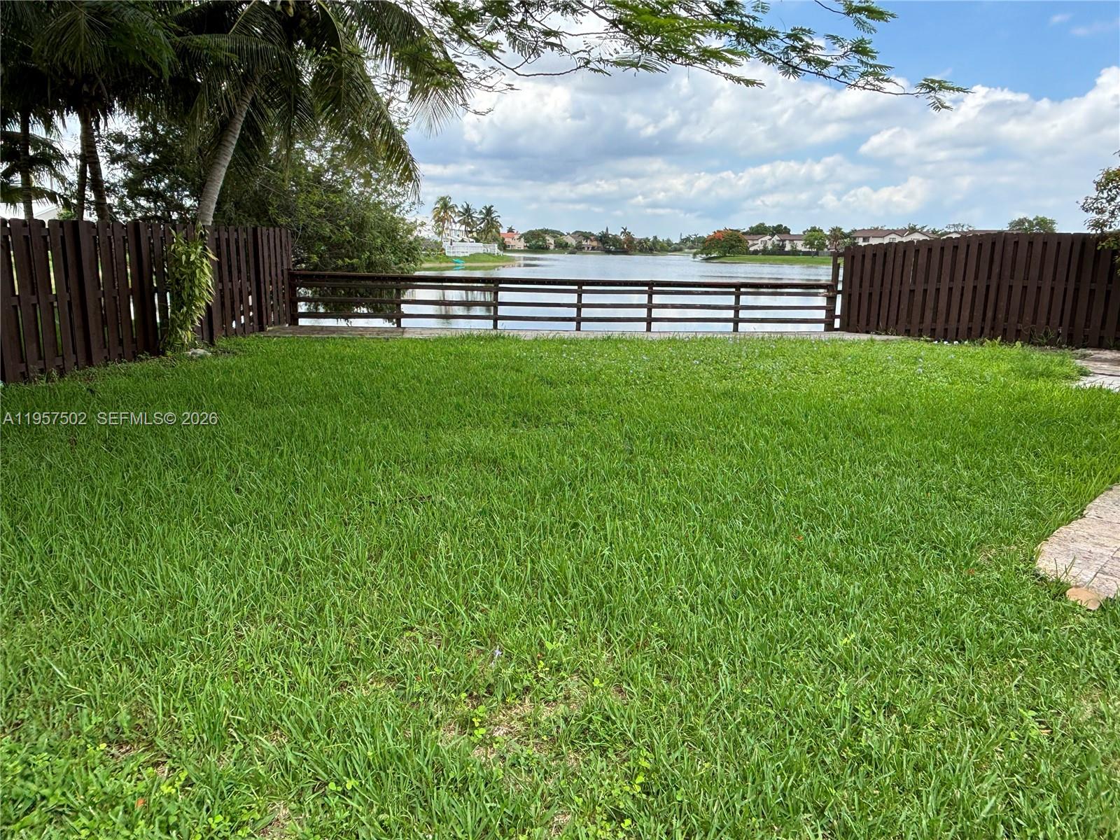 5316 Southwest 153rd Court Miami, FL 33185 - Photo 19 of 21