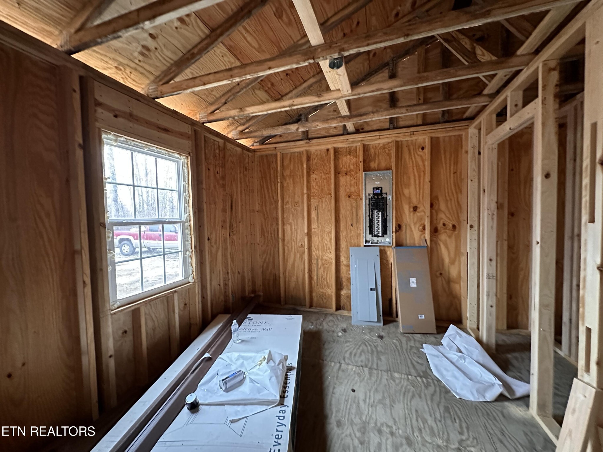 788 Remington Road Jamestown, TN 38556 - Photo 13 of 17 a spacious bedroom with a bed and a window