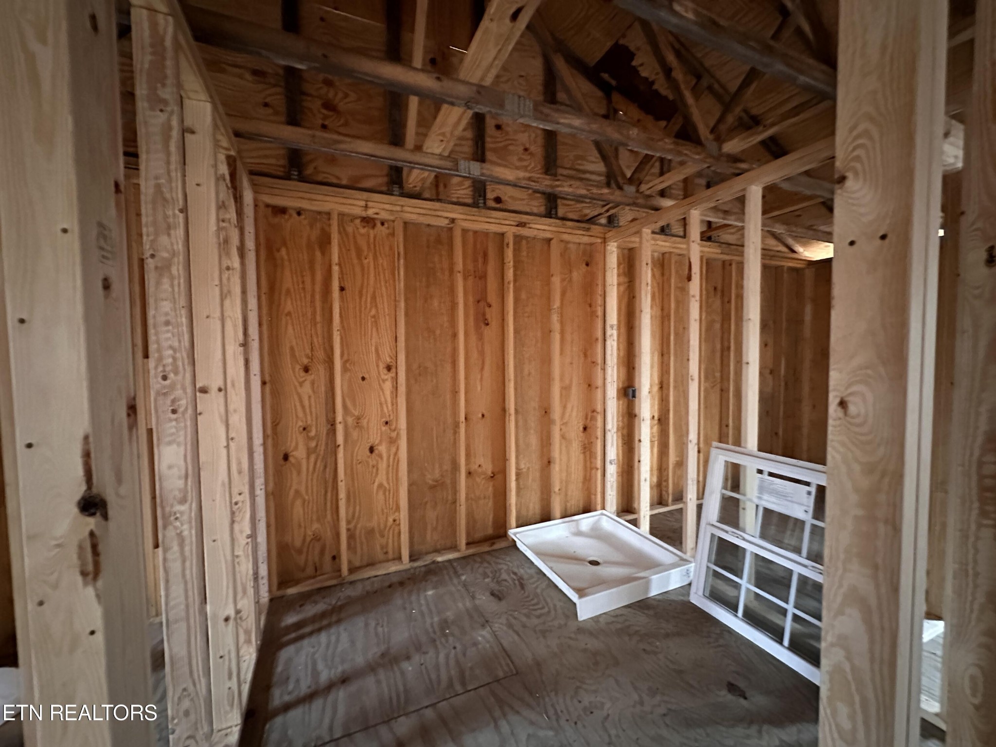 788 Remington Road Jamestown, TN 38556 - Photo 15 of 17 a view of a balcony with wooden walls