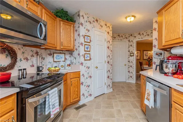 $319,900 | 510 Aldridge Road, Archdale, NC 27263