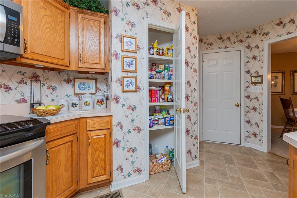 510 Aldridge Road Archdale, NC 27263 - Photo 18 of 50