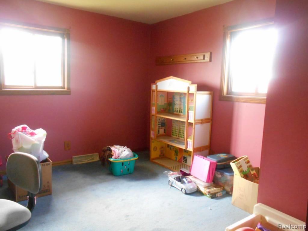 3275 Peck Road Brown City, MI 48416 - Photo 4 of 12 DSCN1293.jpg