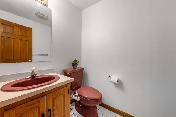 $1,429,900 | 17 Duck Road, Reading, MA 01867
