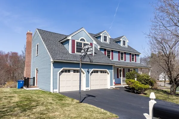 $1,429,900 | 17 Duck Road, Reading, MA 01867