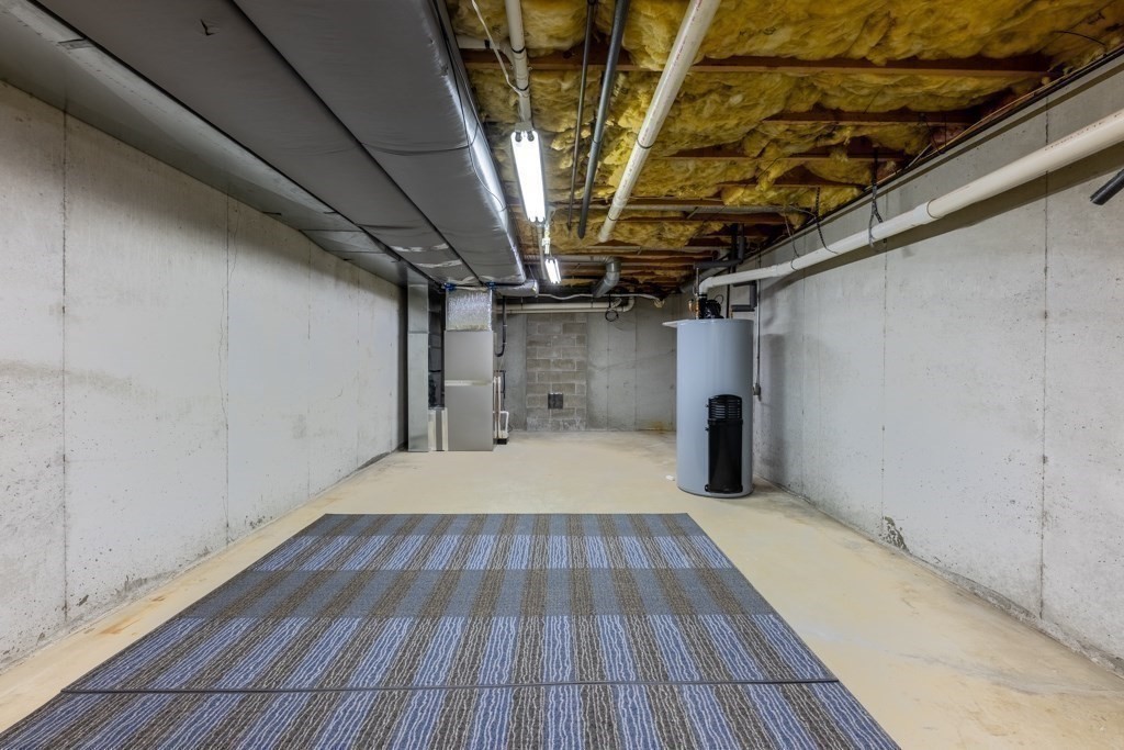 17 Duck Road Reading, MA 01867 - Photo 28 of 32