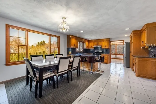 $1,429,900 | 17 Duck Road, Reading, MA 01867