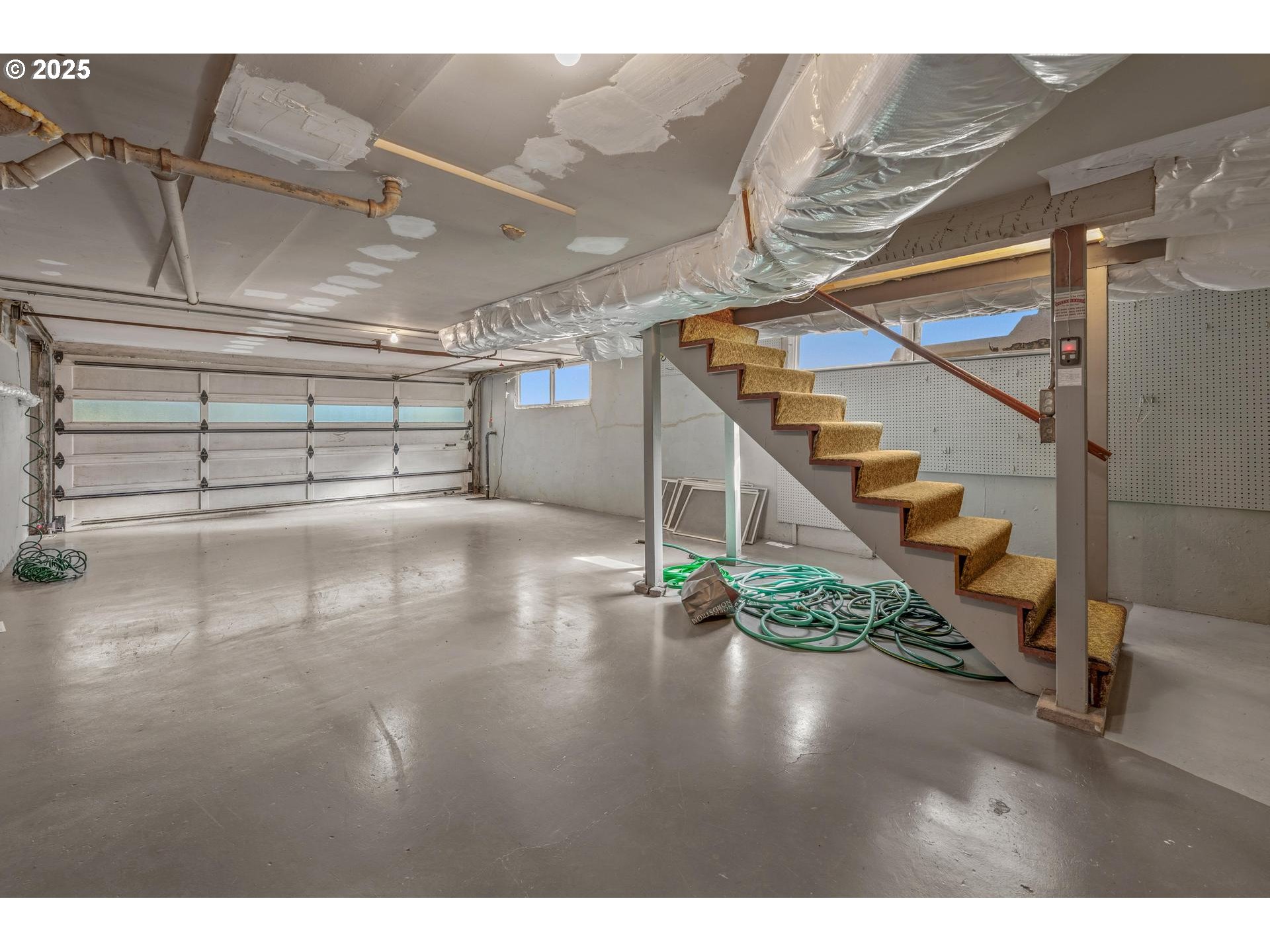 11990 Southwest Denney Road Beaverton, OR 97008 - Photo 22 of 40 a view of entryway and hall with wooden floor