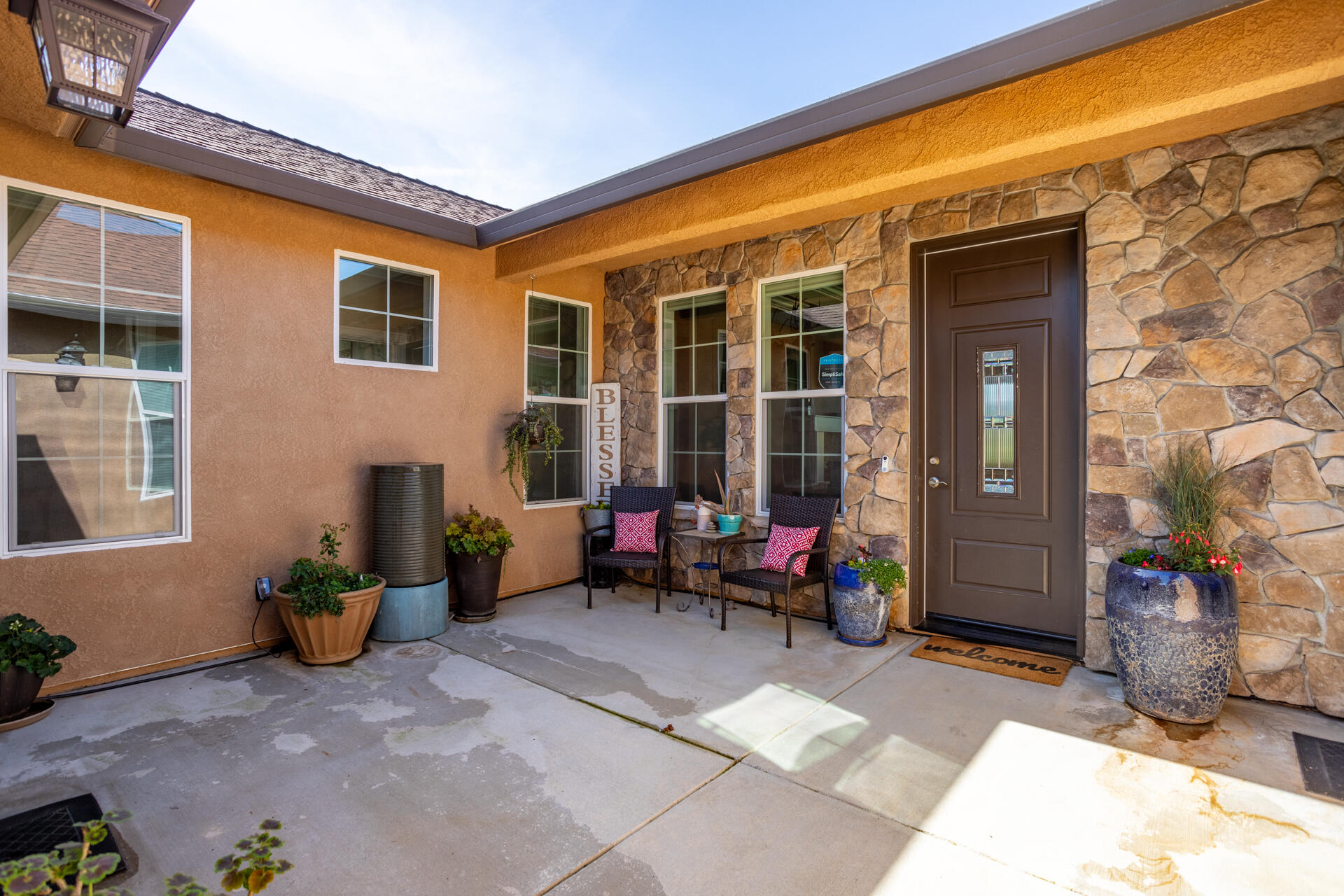 4321 Risstay Way Shasta Lake, CA 96019 - Photo 4 of 38 a backyard of a house with seating space
