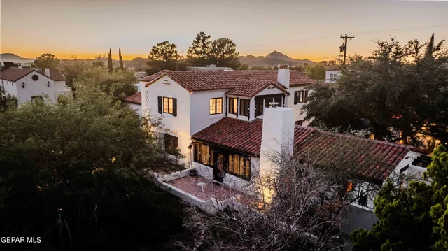 a view of a house with a outdoor space