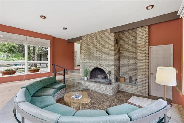 $517,500 | 134 Meredith Drive, Mars, PA 16046