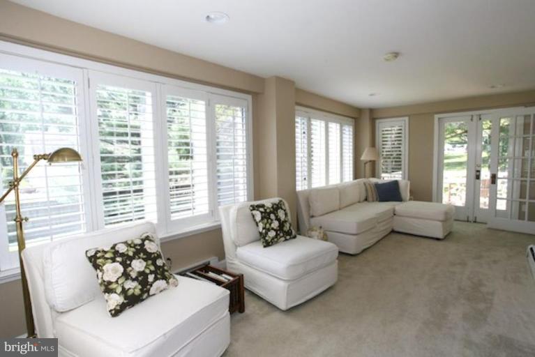 616 Walker Road Great Falls, VA 22066 - Photo 13 of 27 Sunroom
