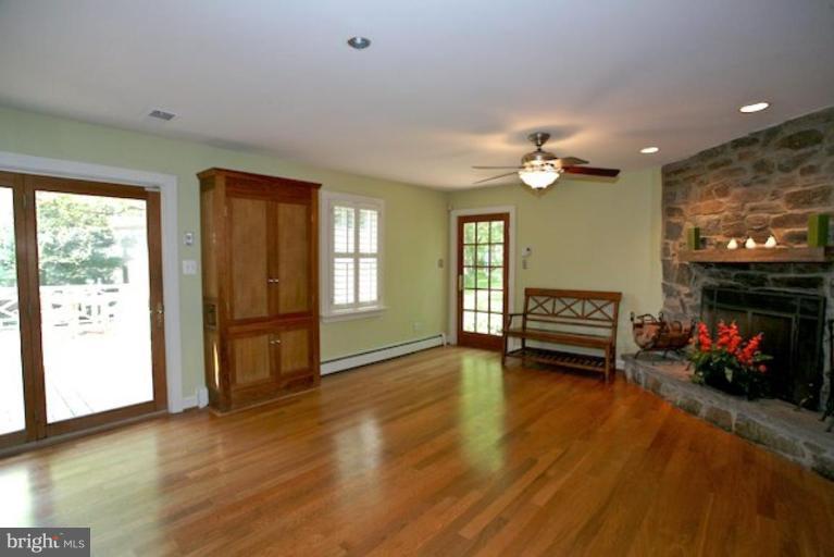 616 Walker Road Great Falls, VA 22066 - Photo 20 of 27 Kitchen #2