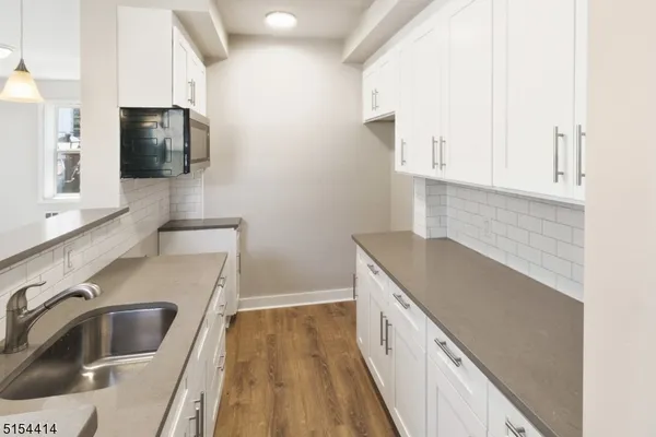 $1,900 | 2 Main Street, Unit 3, Blairstown, NJ 07825