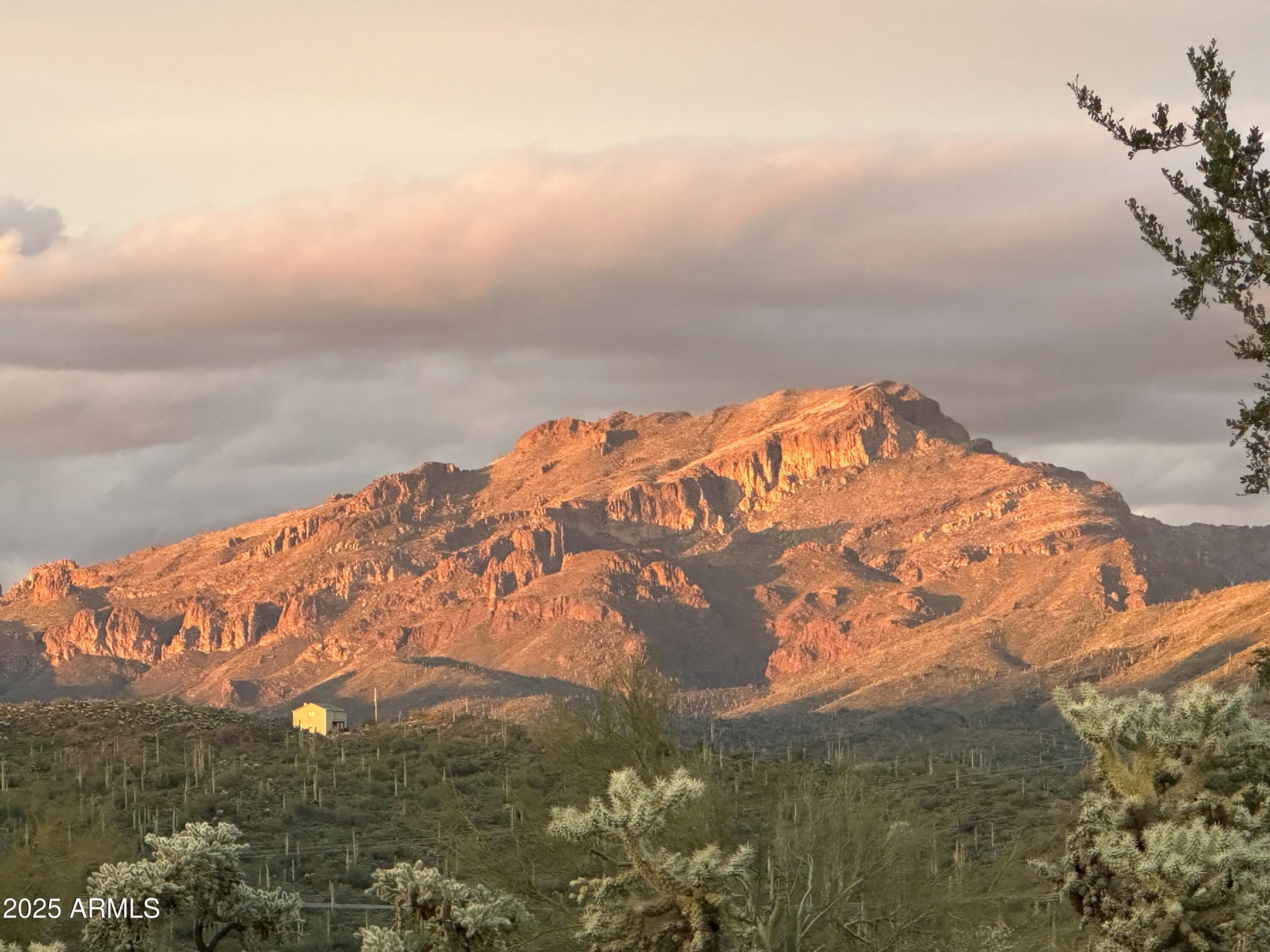 0 North Angel Basin Road, Unit 4 Gold Canyon, AZ 85118 - Photo 9 of 9 a view of outside area of the house
