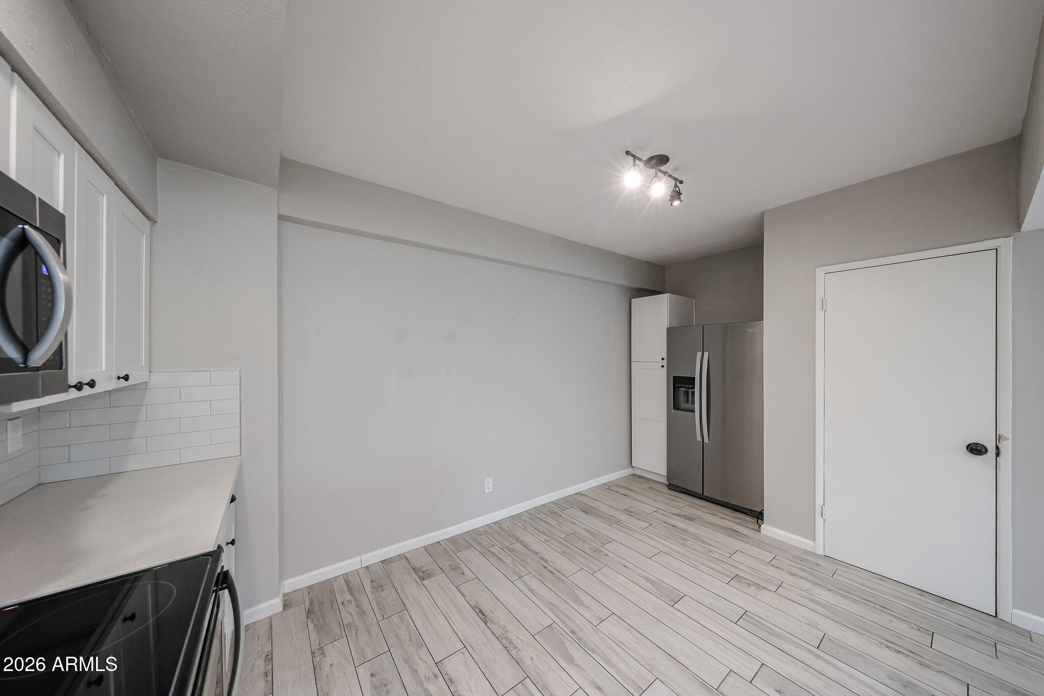 351 East Thomas Road, Unit D201 Phoenix, AZ 85012 - Photo 20 of 43
