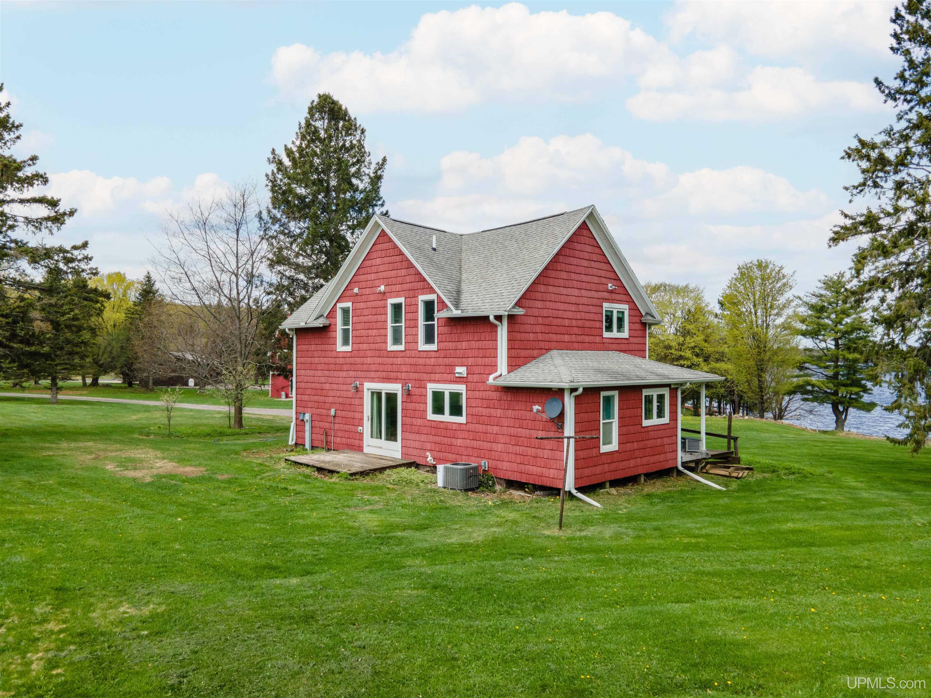140 Sunset Shores Road Iron River, MI 49935 - Photo 38 of 61