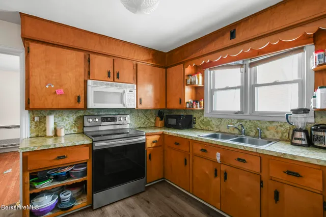 $255,000 | 326 Dalton Avenue, Pittsfield, MA 01201