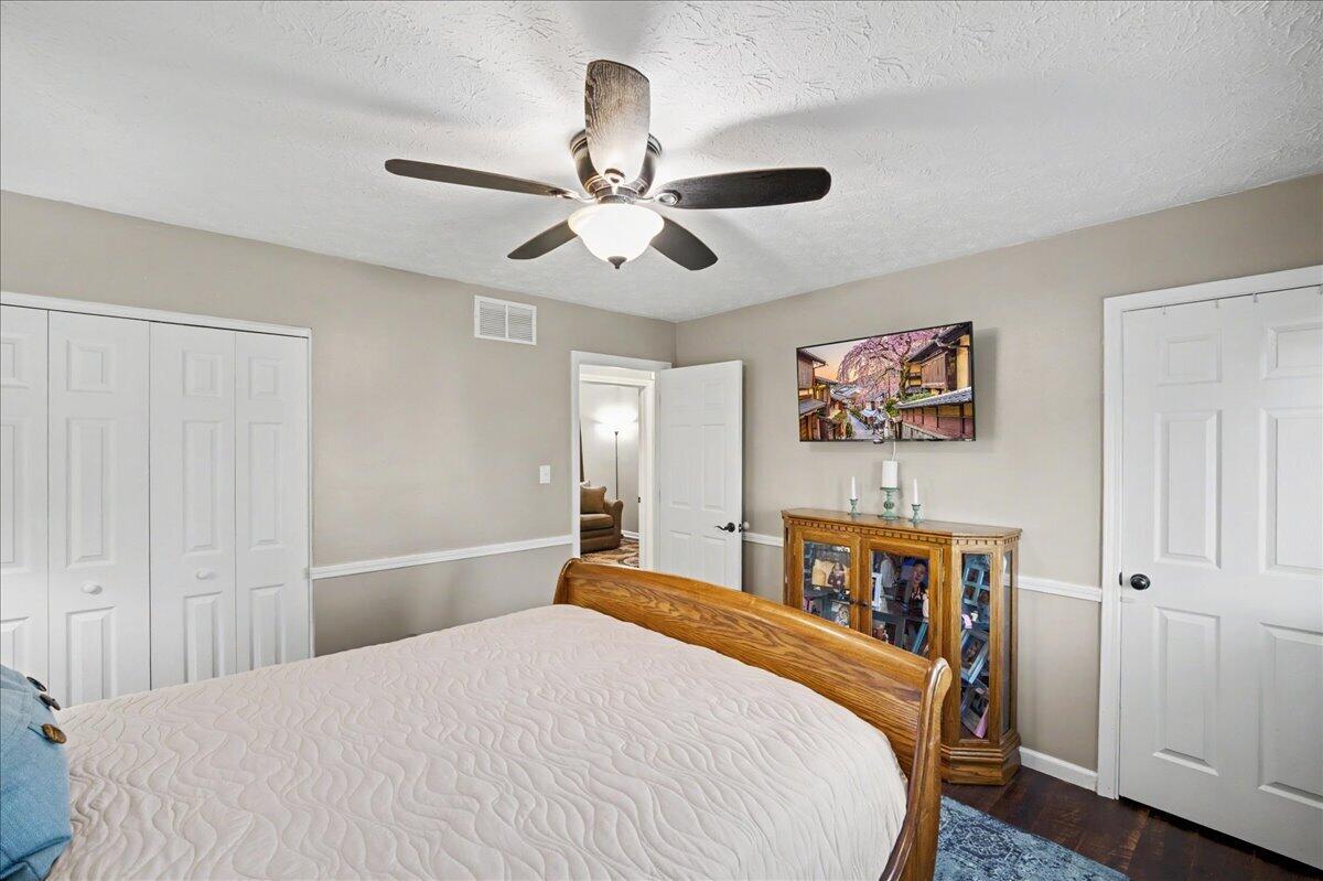 228 Holiday Road Winchester, KY 40391 - Photo 24 of 52 24-2-20