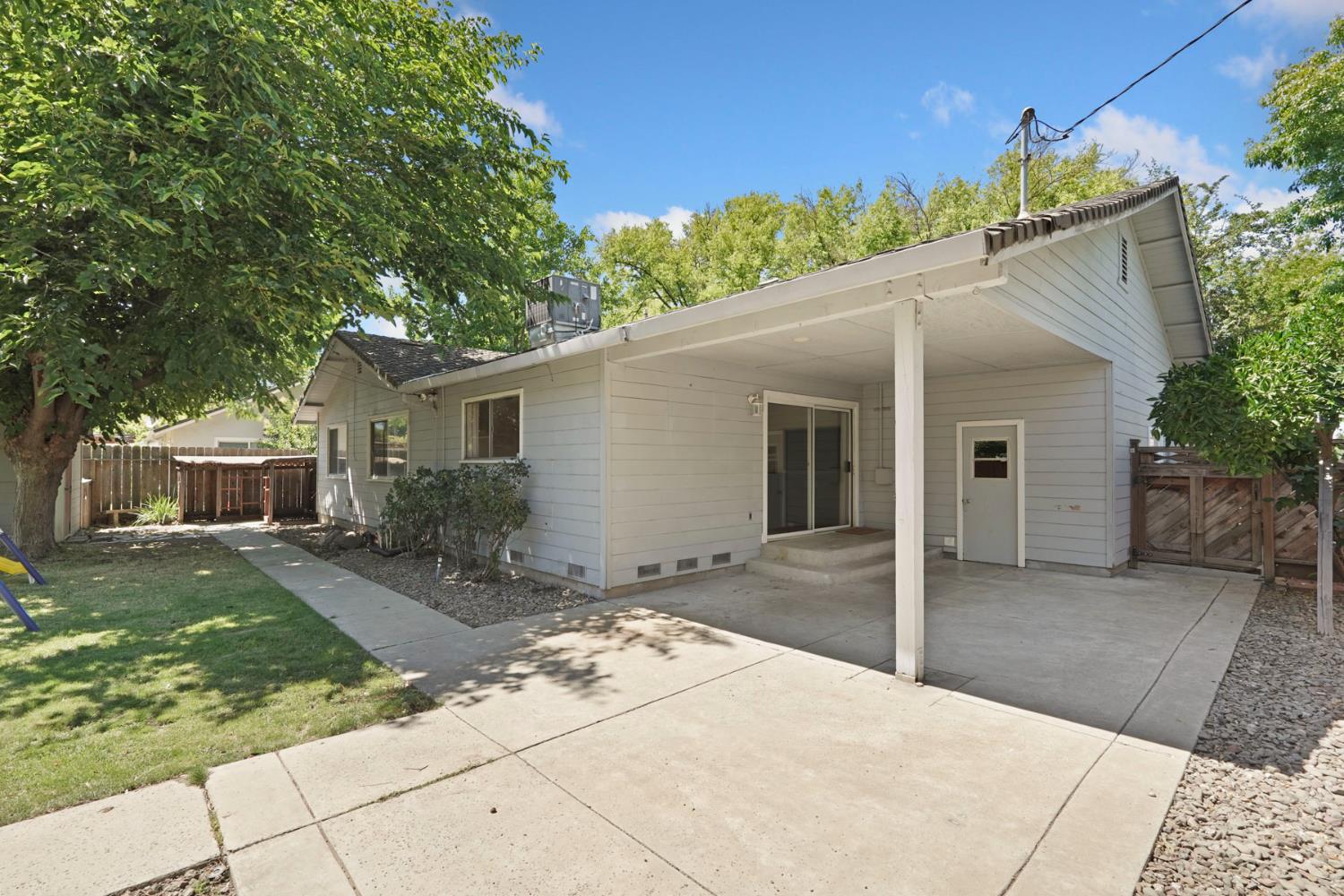 2430 Rutledge Way Stockton, CA 95207 - Photo 29 of 33