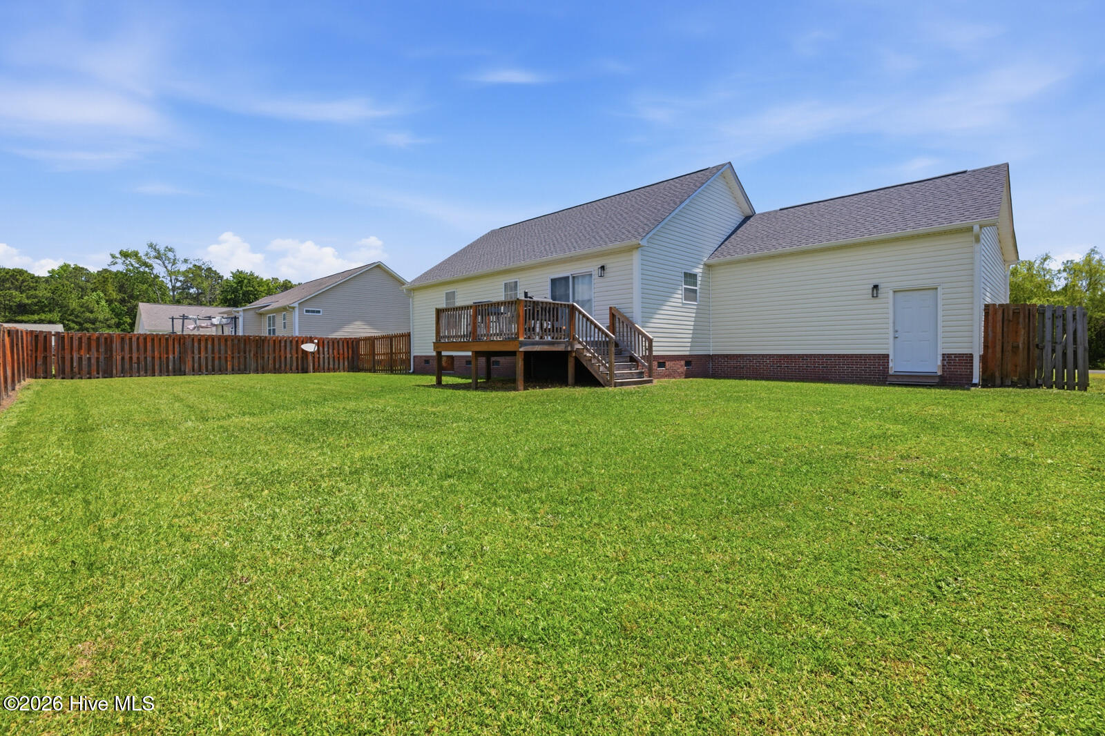 304 Pine Ridge Lane Holly Ridge, NC 28445 - Photo 11 of 28 Gallery Image 11