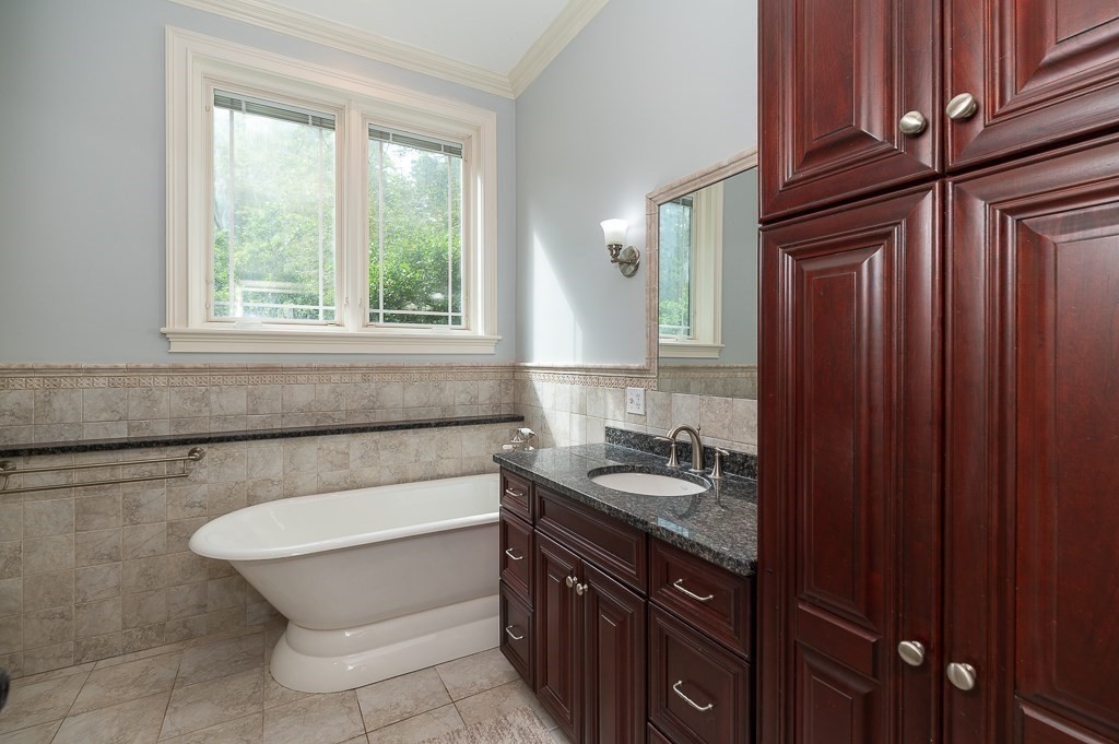 18 Lily Pond Road Boxford, MA 01921 - Photo 20 of 36