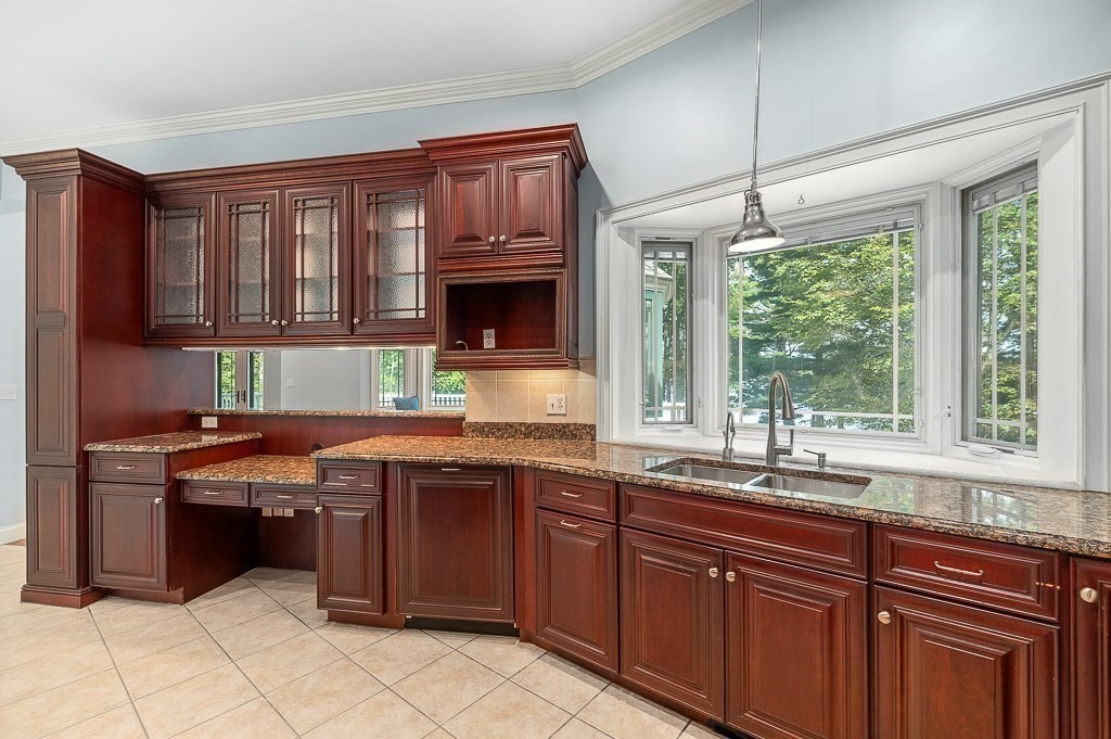 18 Lily Pond Road Boxford, MA 01921 - Photo 4 of 36