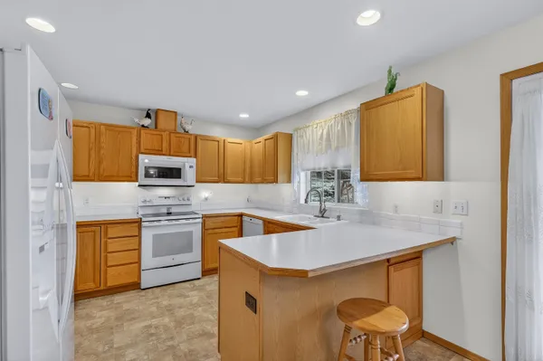 $406,500 | 1 West Heglar Lane, St. John, WA 99171