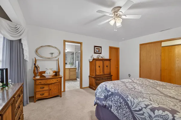 $406,500 | 1 West Heglar Lane, St. John, WA 99171