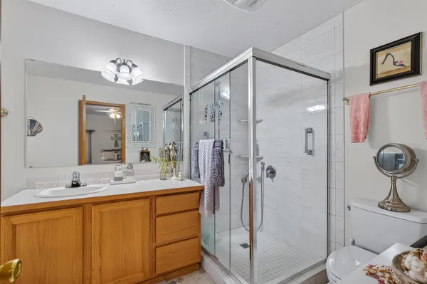 $406,500 | 1 West Heglar Lane, St. John, WA 99171