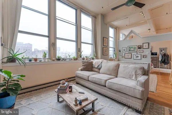 $1,875 | 1238 Callowhill Street, Unit 301, Philadelphia, PA 19123