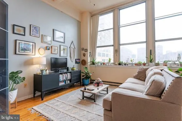 $1,875 | 1238 Callowhill Street, Unit 301, Philadelphia, PA 19123