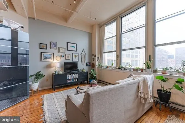 $1,875 | 1238 Callowhill Street, Unit 301, Philadelphia, PA 19123