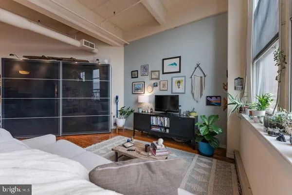 $1,875 | 1238 Callowhill Street, Unit 301, Philadelphia, PA 19123