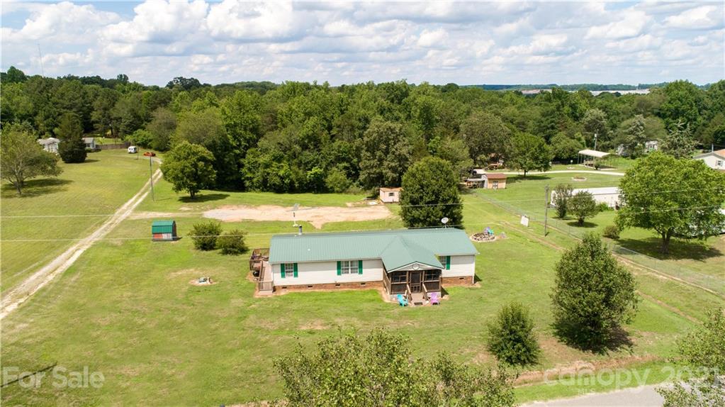 2841 Hart Road Clover, SC 29710 - Photo 7 of 26