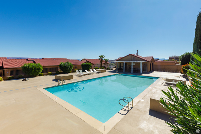 161 West 950 South, Unit S4 St. George, UT 84770 - Photo 19 of 21 Community pool with a patio area