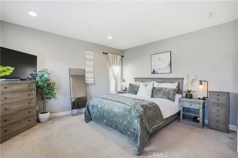 $3,375,000 | 17491 Oakbluffs Lane, Huntington Beach, CA 92649