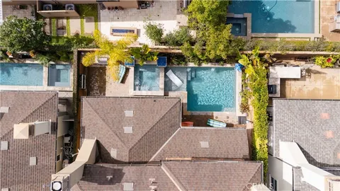 $3,375,000 | 17491 Oakbluffs Lane, Huntington Beach, CA 92649