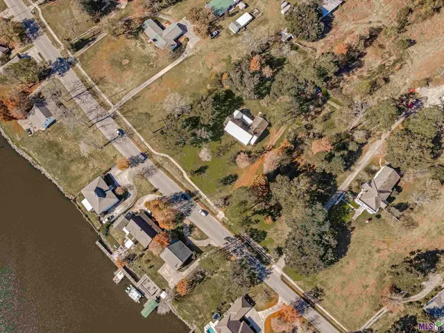 $485,000 | 1304 False River Drive, New Roads, LA 70760