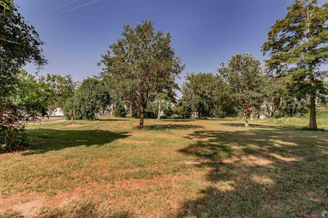 $485,000 | 1304 False River Drive, New Roads, LA 70760