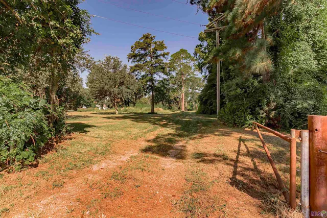 $485,000 | 1304 False River Drive, New Roads, LA 70760