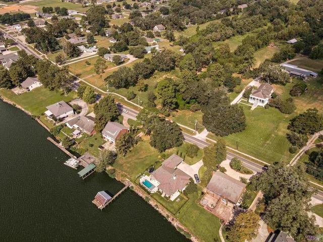 $485,000 | 1304 False River Drive, New Roads, LA 70760