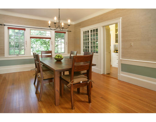 40 Algonquin Road Newton, MA 02467 - Photo 3 of 5