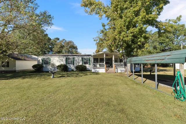 $129,700 | 32 Kipper Drive, Moselle, MS 39459
