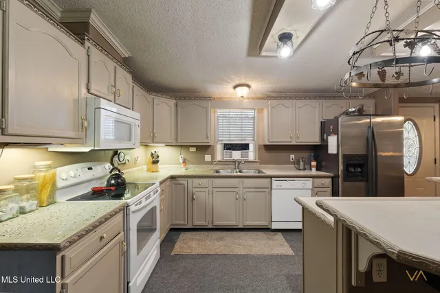 $129,700 | 32 Kipper Drive, Moselle, MS 39459