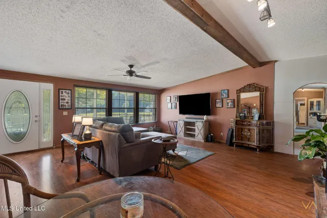 $129,700 | 32 Kipper Drive, Moselle, MS 39459