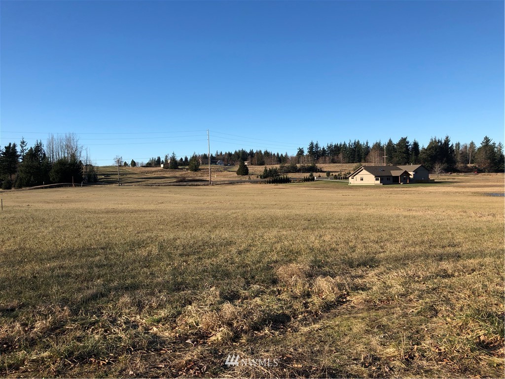 958 East Axton Road Bellingham, WA 98226 - Photo 1 of 14 Gallery Image 1